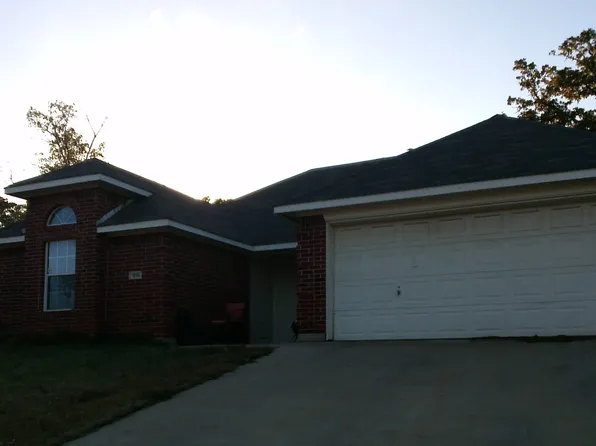 1516 Barron Ln, Fort Worth, TX 76112