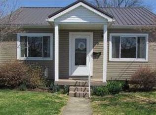 2414 McKinley Ave, Saint Albans, WV 25177