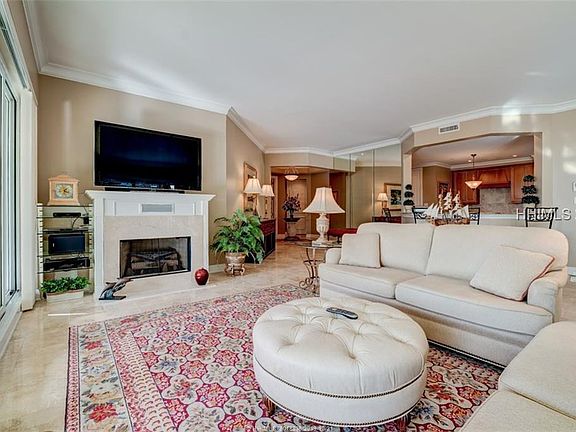 4th image of 164 S Shore Dr Unit 101