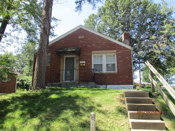 1333 Sheridan Dr, Saint Louis, MO 63132