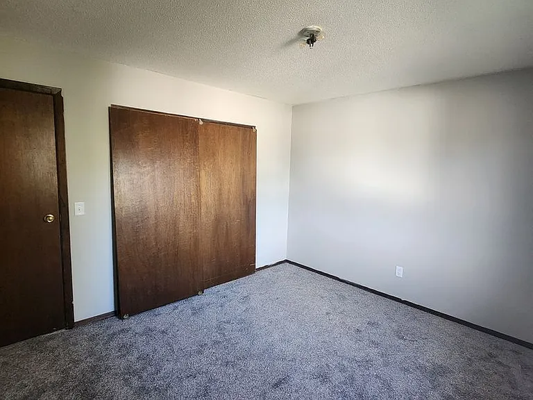 3600 S Cathy Ave — Photo 8