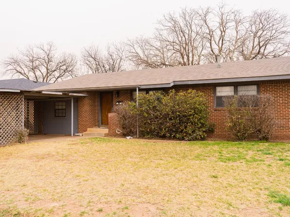 1030 S 12th St, Slaton, TX 79364