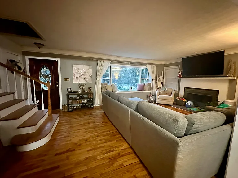 510 Fairlawn Cir — Photo 20