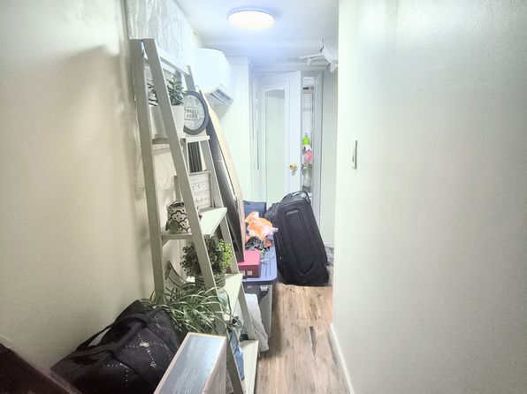 (undisclosed Address)