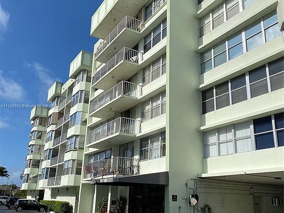 2nd image of 16565 NE 26th Ave APT 2F