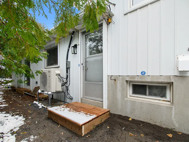1408 Appleton Dr #B — Photo 16