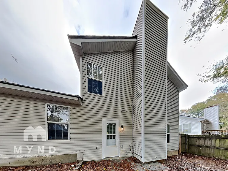 6437 Phillips Ct — Photo 30