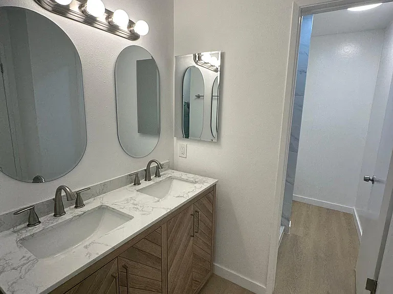 5460 White Oak Ave #A232 — Photo 12