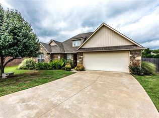 2539 N Tavistock Ct, Fayetteville, AR 72704