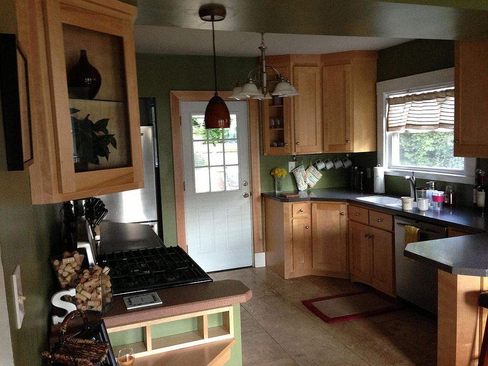 1st image of 3580 Vista Ave