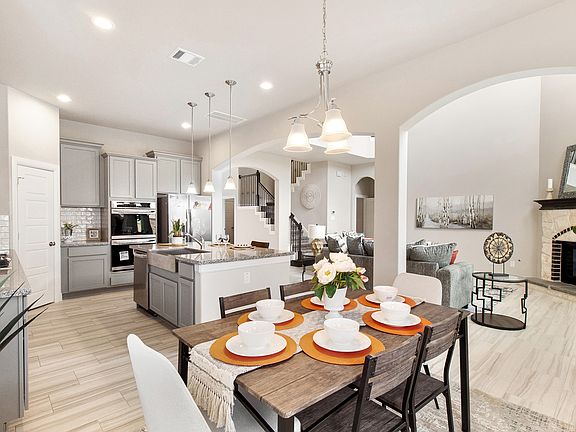 3702 Venosa Court Missouri City Texas 4