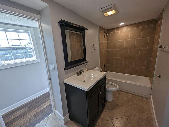 3rd image of 1721 Saint Ann St