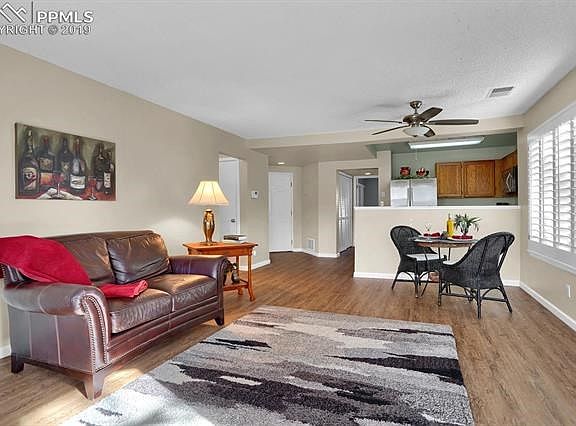 Combined living & dining rooms