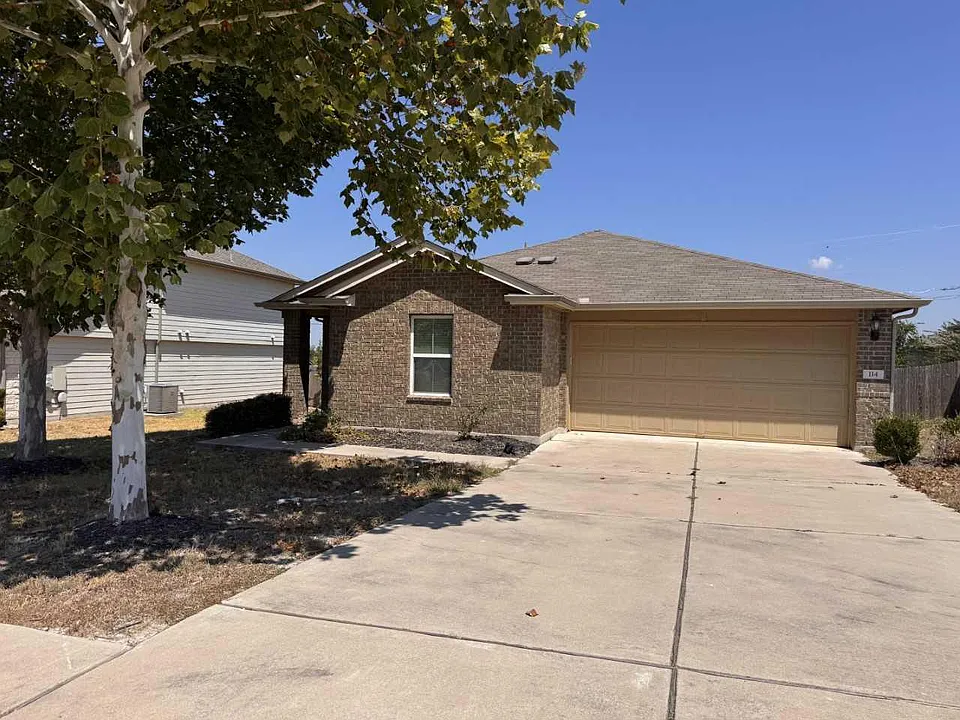 114 Leon River Loop