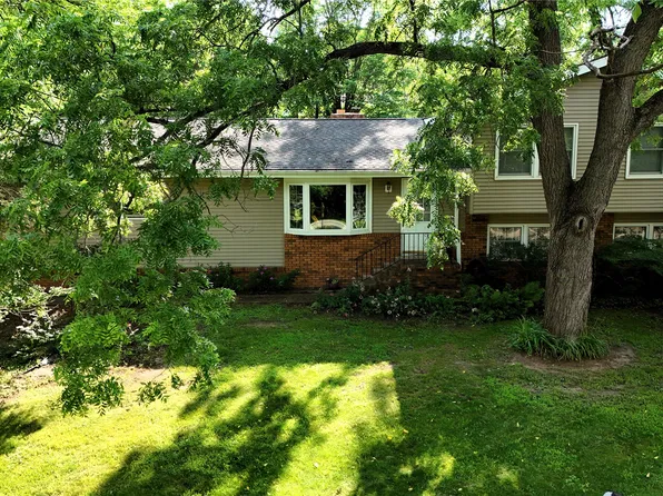 906 3rd Avenue E, Durand, WI 54736