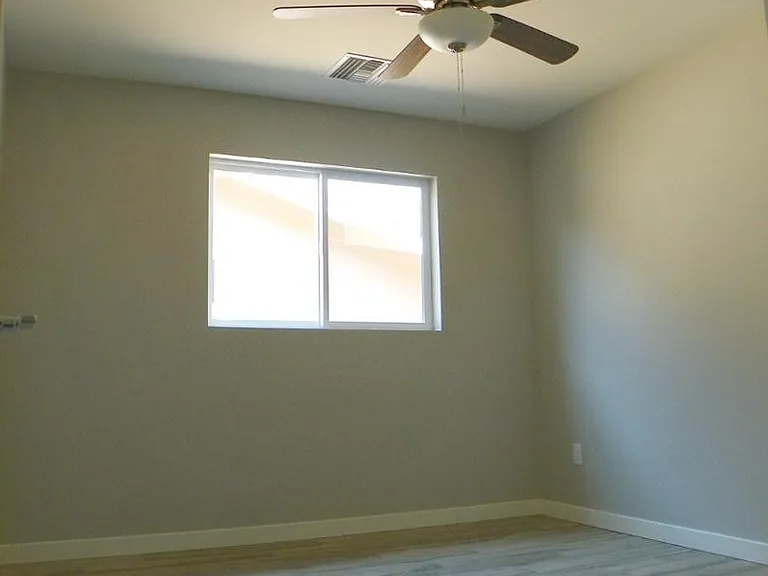 8337 E Meadowbrook Ave — Photo 7
