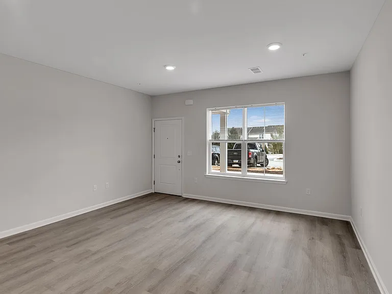 15 Wildflower Ln — Photo 16