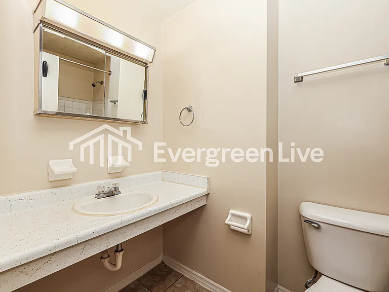 8224 Mount Charles Dr — Photo 12