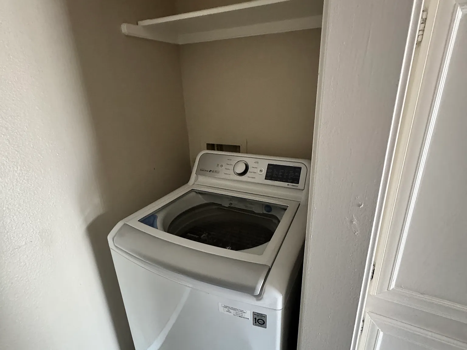 1 bed, 758 sqft, $1,250 — Photo 4