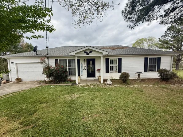 102 McKinney St, Estill Springs, TN 37330