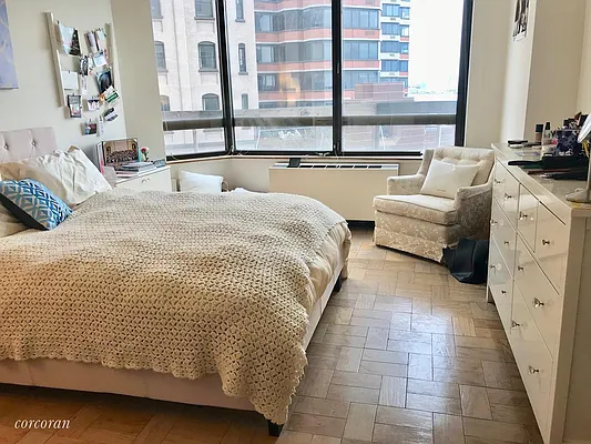 Rented by Corcoran | media 25