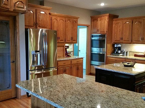 5th image of 4221 NE Georgian Dr