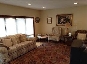 1st image of 170 Barlow Dr S