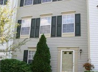 1537 Ashburnham Dr, Crofton, MD 21114
