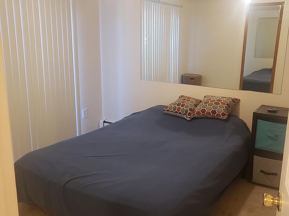 4th image of 640 S Lashley Ln #108
