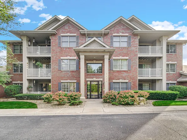 1649 White Oak Cir Unit 3-D, Munster, IN 46321