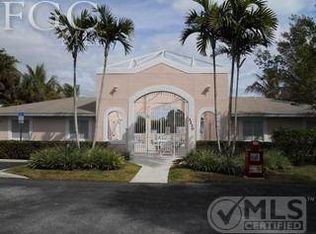 3255 Tamara Dr #14, Naples, FL 34109