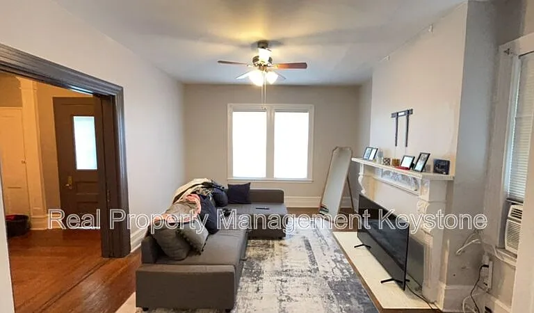 923 Chislett St #1 — Photo 1