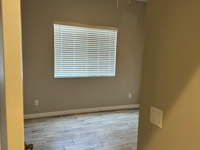 13271 S Lilac Cir #B — Photo 6