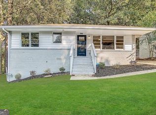 2720 Dearwood Dr SW, Atlanta, GA 30315