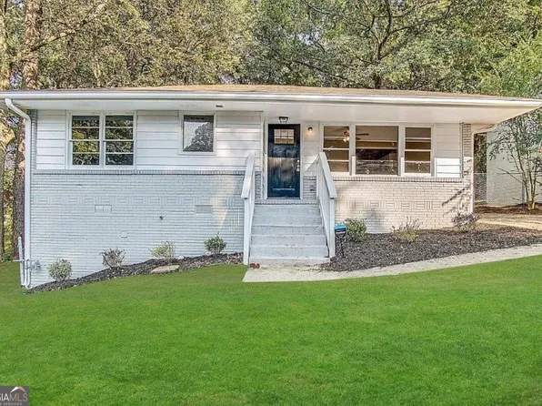 2720 Dearwood Dr SW, Atlanta, GA 30315