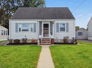 21 Harrison St, Little Falls Twp., NJ 07424