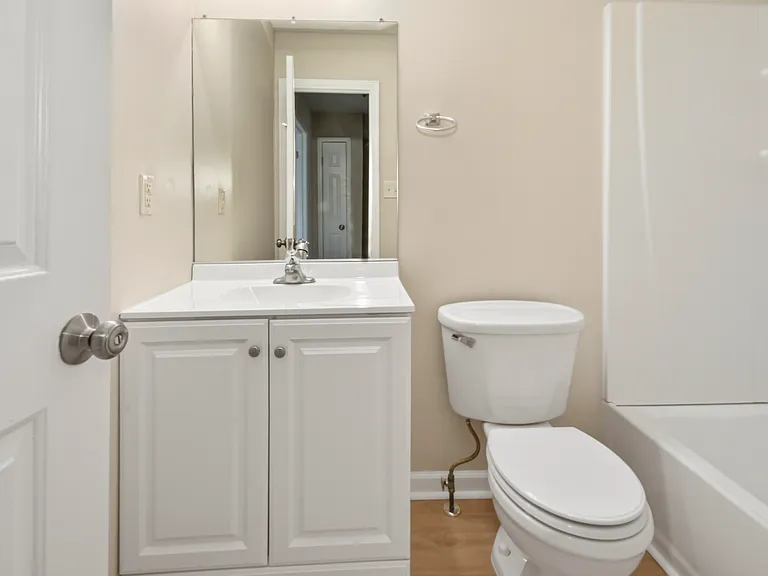 206 Ash Hollow Dr — Photo 11