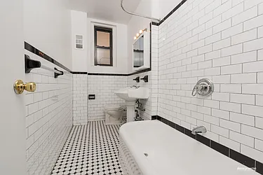 Rented by Abacus Properties