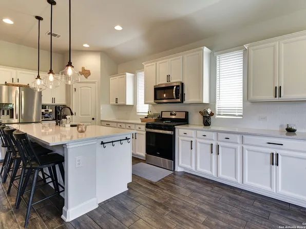 119 WICKERSHAM, Boerne, TX 78015