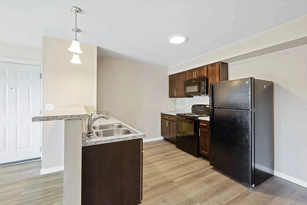 47 North Apartments — Photo 2
