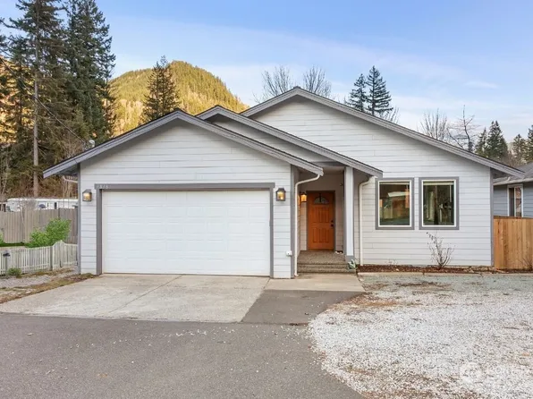 7838 Kendall Road, Maple Falls, WA 98266