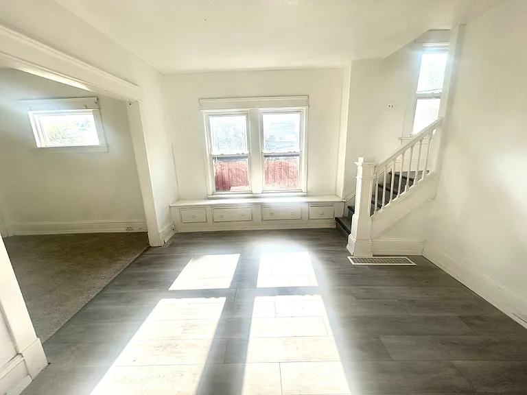 10122 North Blvd #1 — Photo 7
