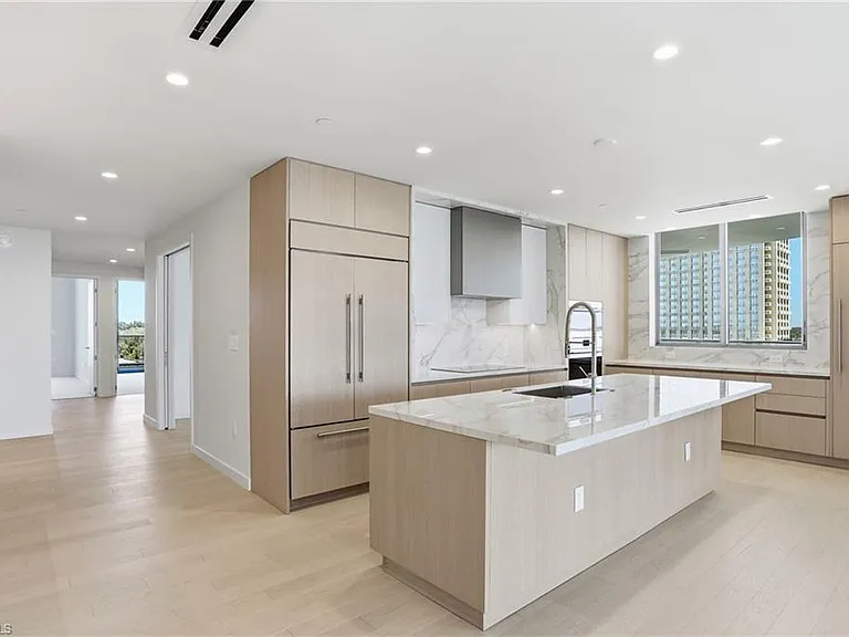 5100 Seagrass Blvd #306 — Photo 24