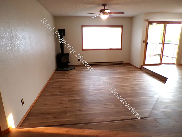 2552 Heritage Dr — Photo 6