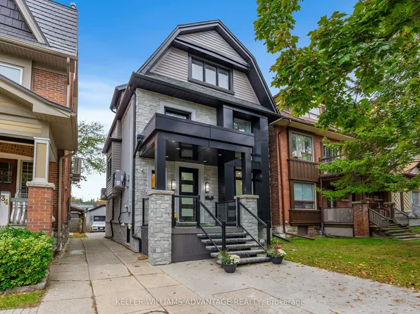 36 Lockwood Rd, Toronto, ON M4L 3M8