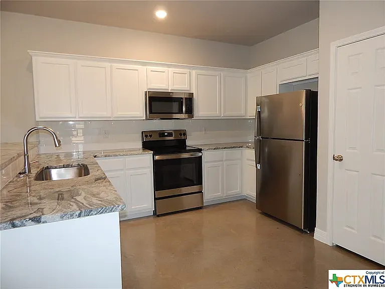 1711 Pueblo Trce #2B — Photo 9