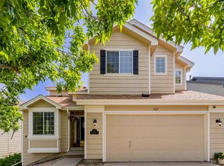 527 English Sparrow Trl, Highlands Ranch, CO 80129