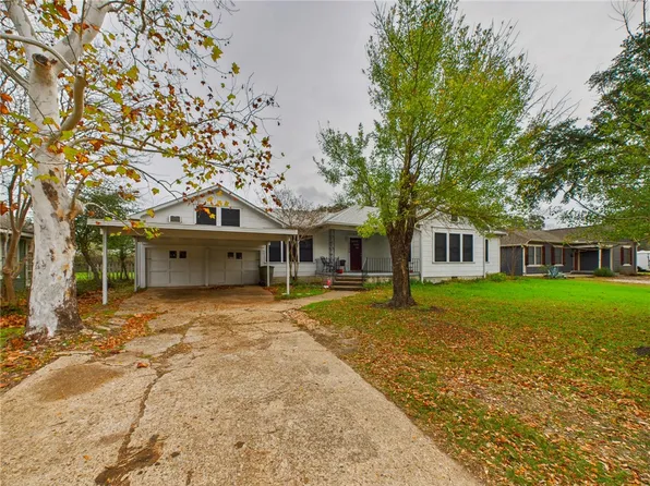 1206 E 30th St, Bryan, TX 77802