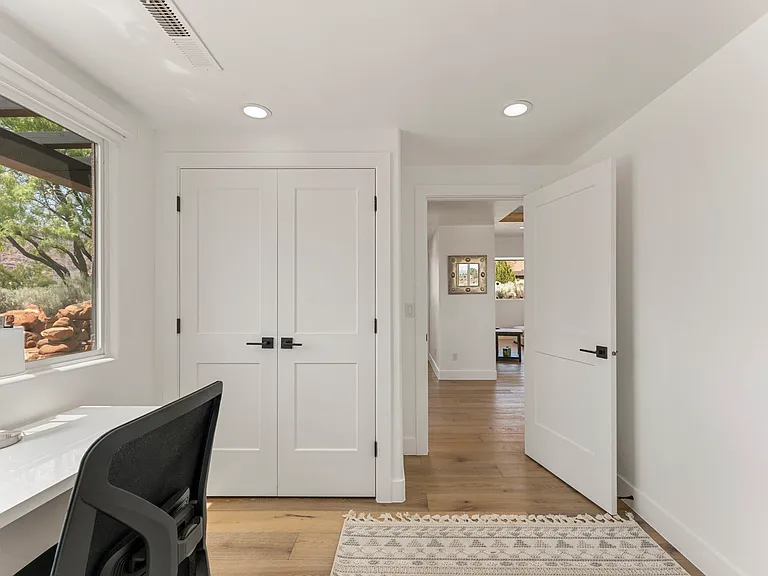 1602 N Sutava Dr — Photo 30