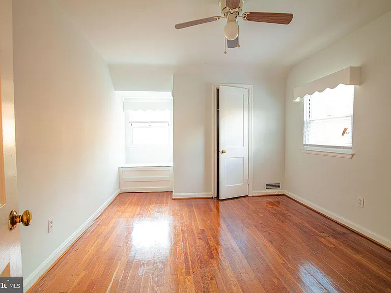 5810 Greenleaf Rd — Photo 24